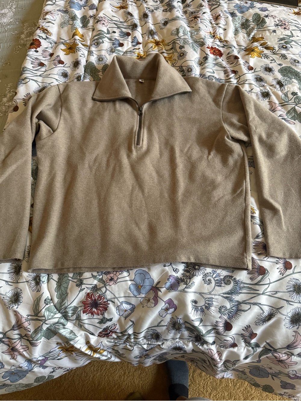 Uniqlo women’s  Zip-Neck Sweater - Taupe